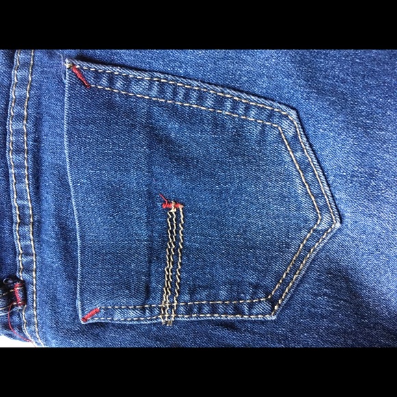 Blue Jeans - Picture 2 of 2